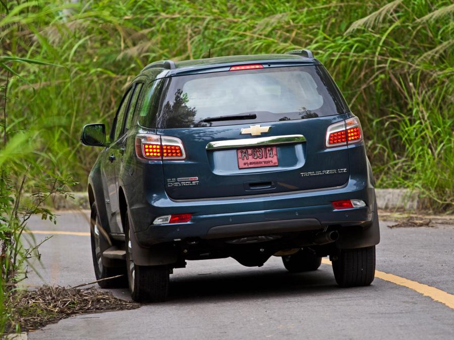  Chevrolet TrailBlazer 2012 года  (TH) (фото 2 из 21)